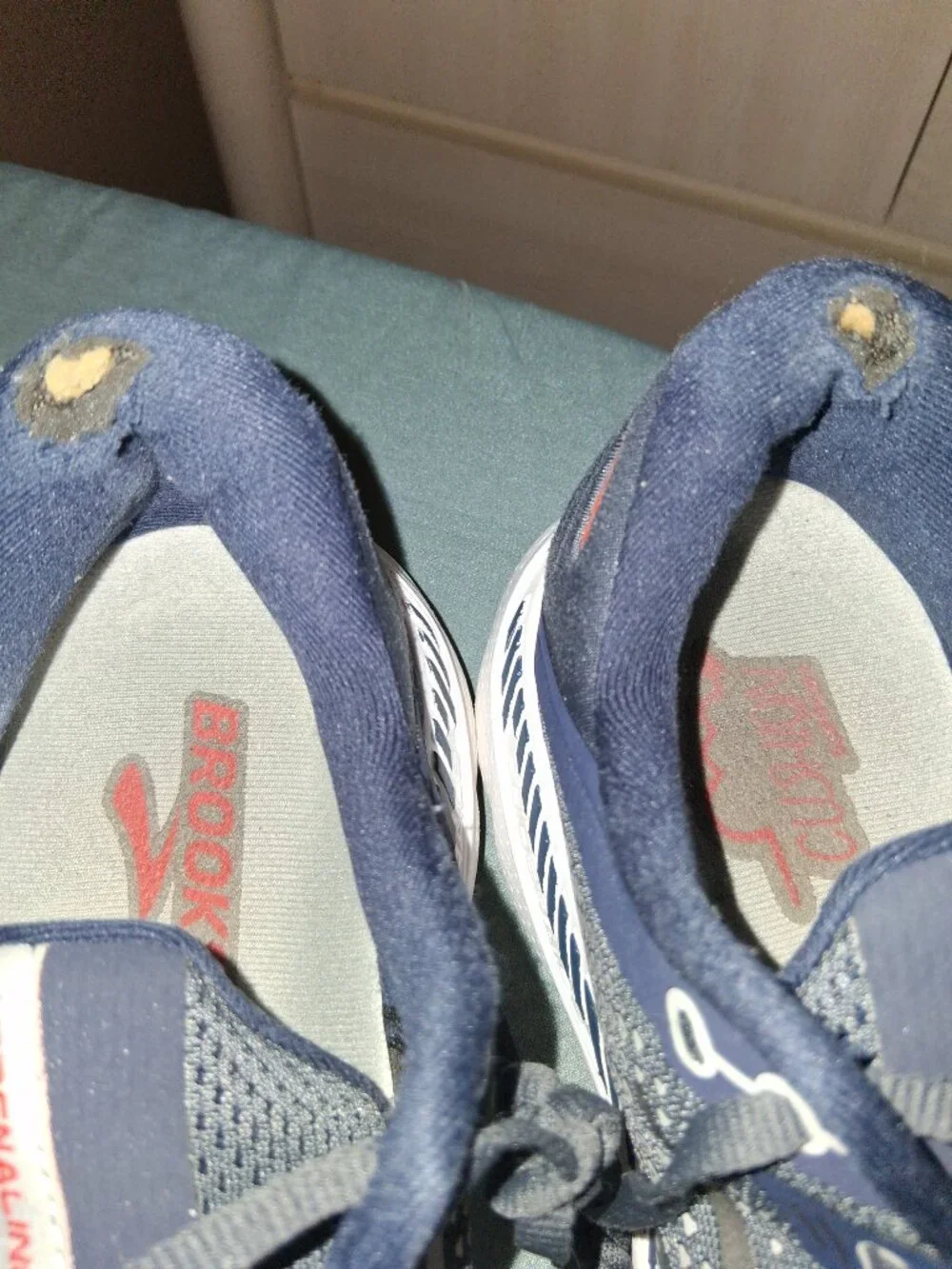 Brooks sneskers